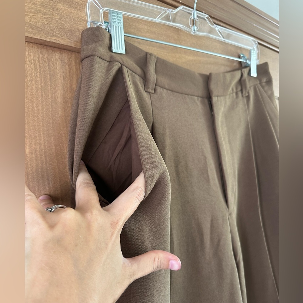 Madewell Tall Pleated Tapered-Leg Pants in Easy Going Crepe Light Roast Size 8T - Picture 5 of 16